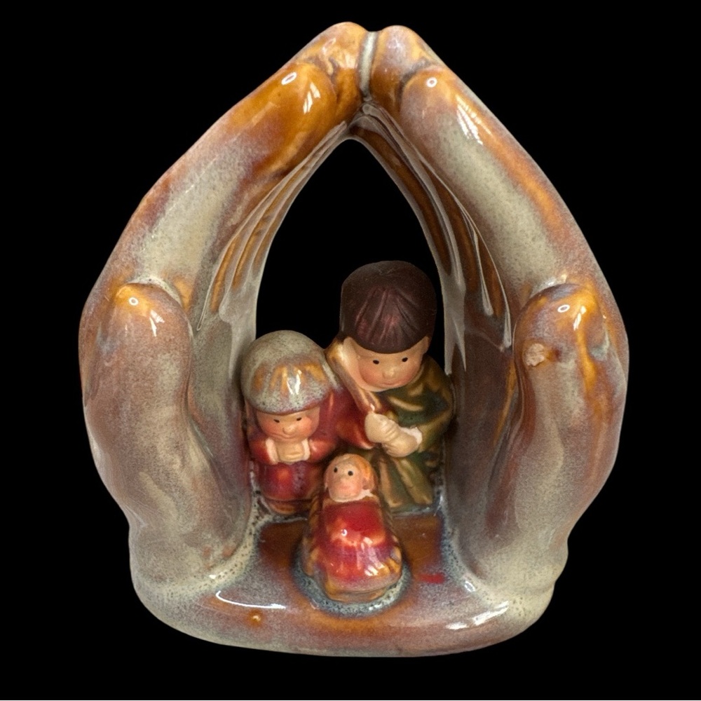 Ceramic Nativity Scene Praying Hands